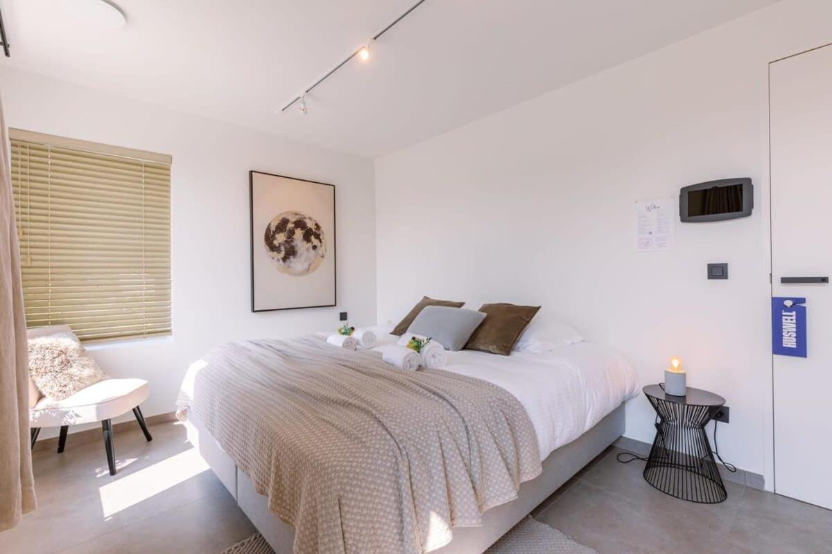 Huswell - Lord - Charming Double Room At Ranch "De Blauwe Zaal" 브뤼헤 외부 사진